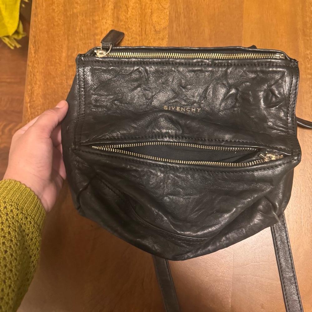 GIVENCHY Pandora Crossbody Bag - Picture 11 of 16